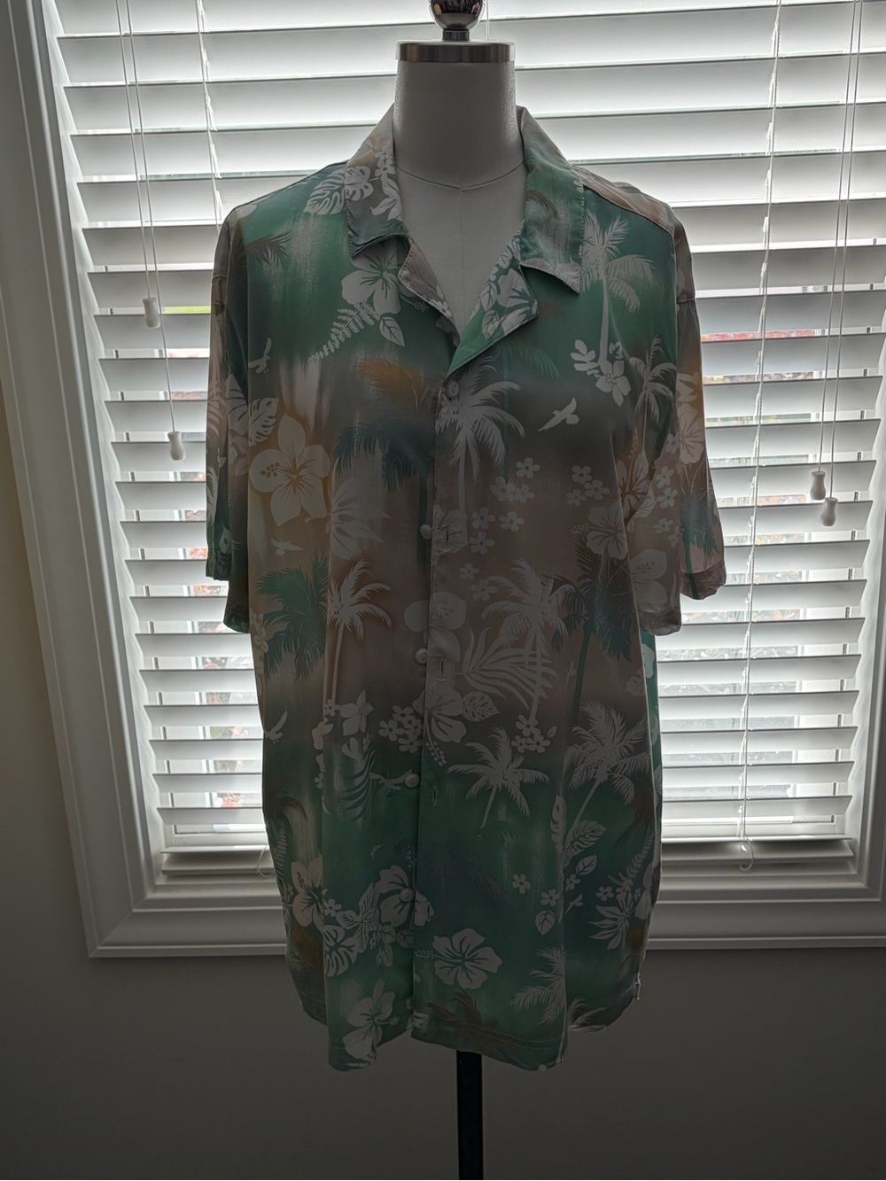 Casual Green Tropical Print Short-Sleeve Button-Down Shirt